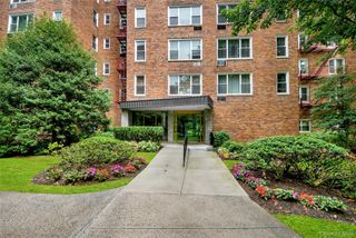 110 DeHaven Drive 416, Yonkers, NY 10703