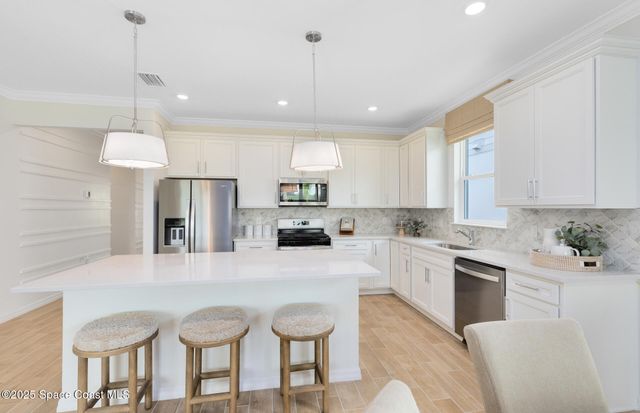 2553 Horizon View Avenue, Melbourne, FL 32904