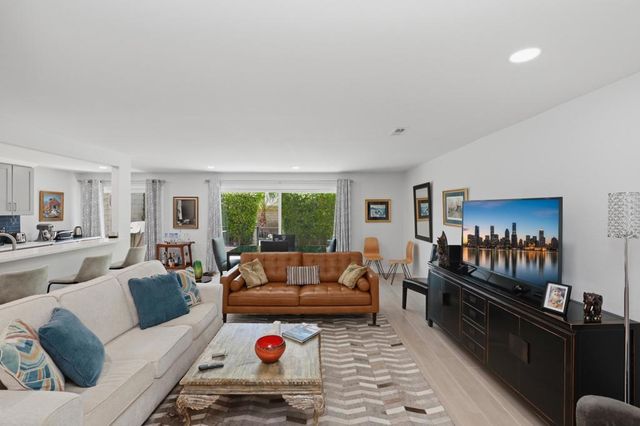 35560 Paseo Circulo E, Cathedral City, CA 92234