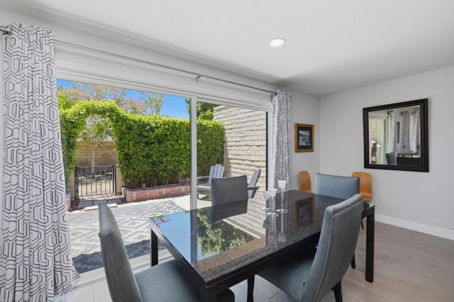 35560 Paseo Circulo E, Cathedral City, CA 92234