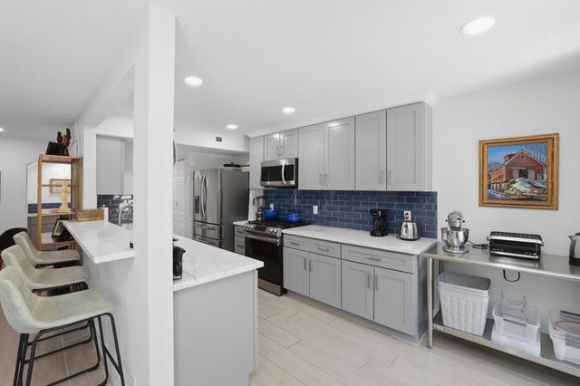 35560 Paseo Circulo E, Cathedral City, CA 92234
