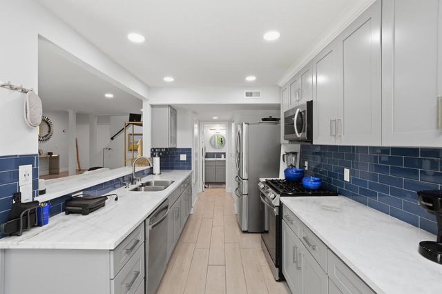 35560 Paseo Circulo E, Cathedral City, CA 92234