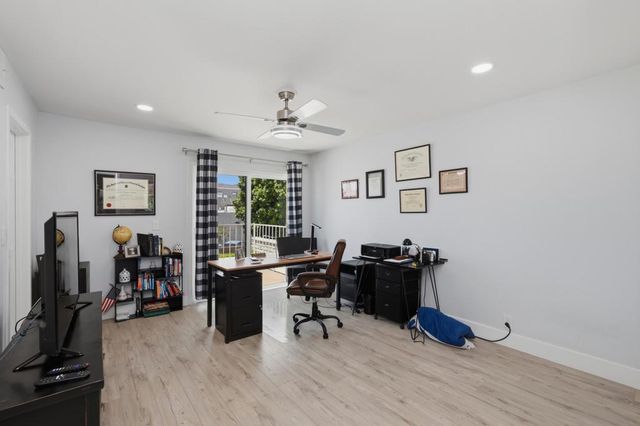 35560 Paseo Circulo E, Cathedral City, CA 92234