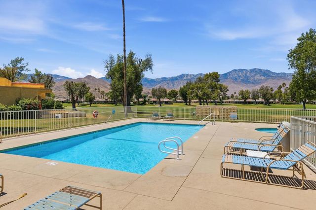 35560 Paseo Circulo E, Cathedral City, CA 92234