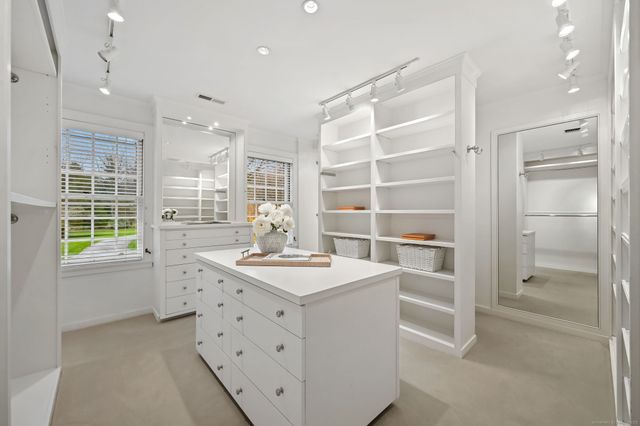 276 Greenley Road, New Canaan, CT 06840