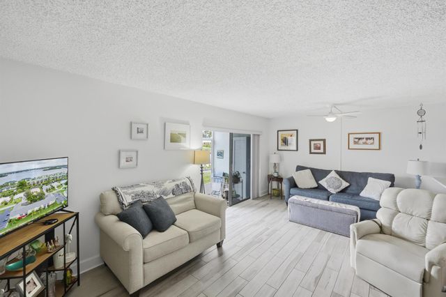 1845 Cobia Drive 104, Vero Beach, FL 32960