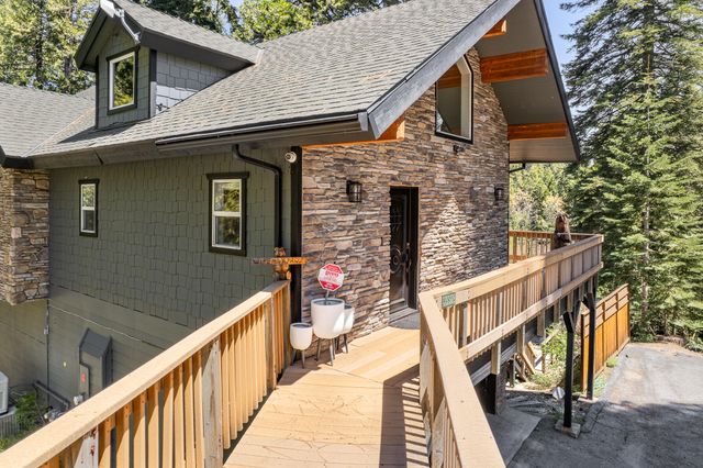 39928 Yellow Lupin Lane, Shaver Lake, CA 93664
