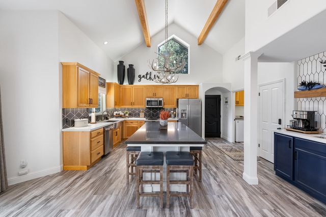 39928 Yellow Lupin Lane, Shaver Lake, CA 93664