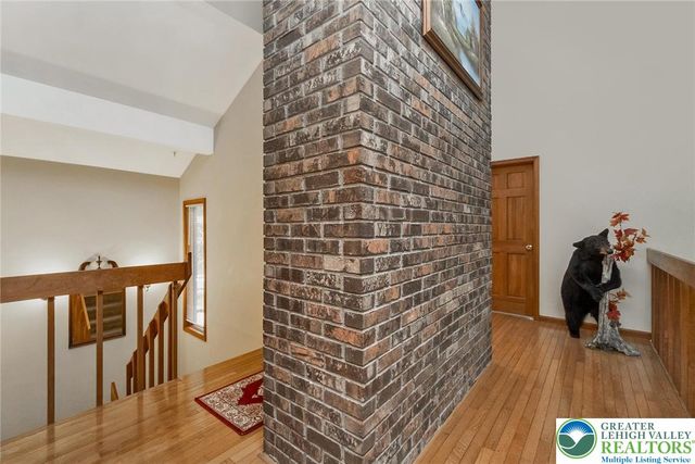 560 Forest Drive, Lower Towamensing Tp, PA 18071