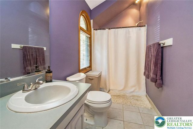 560 Forest Drive, Lower Towamensing Tp, PA 18071