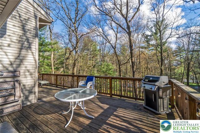 560 Forest Drive, Lower Towamensing Tp, PA 18071