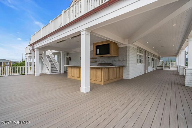 1581 Ocean Avenue, Mantoloking, NJ 08738