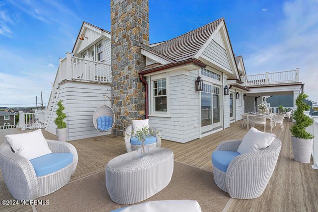 1581 Ocean Avenue, Mantoloking, NJ 08738