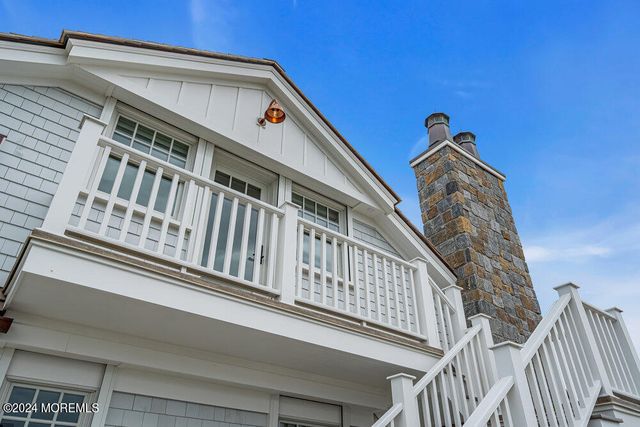 1581 Ocean Avenue, Mantoloking, NJ 08738