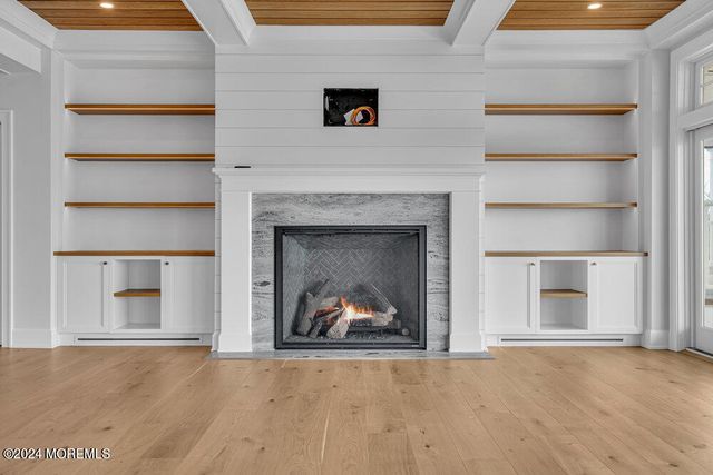 1581 Ocean Avenue, Mantoloking, NJ 08738