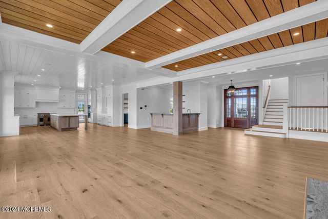 1581 Ocean Avenue, Mantoloking, NJ 08738