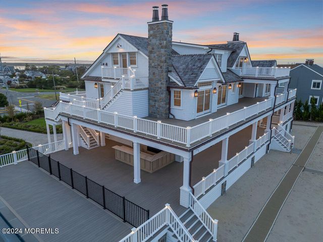 1581 Ocean Avenue, Mantoloking, NJ 08738