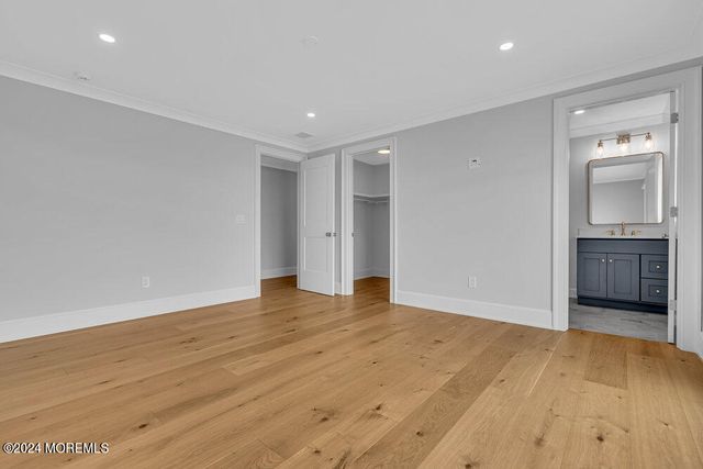 1581 Ocean Avenue, Mantoloking, NJ 08738