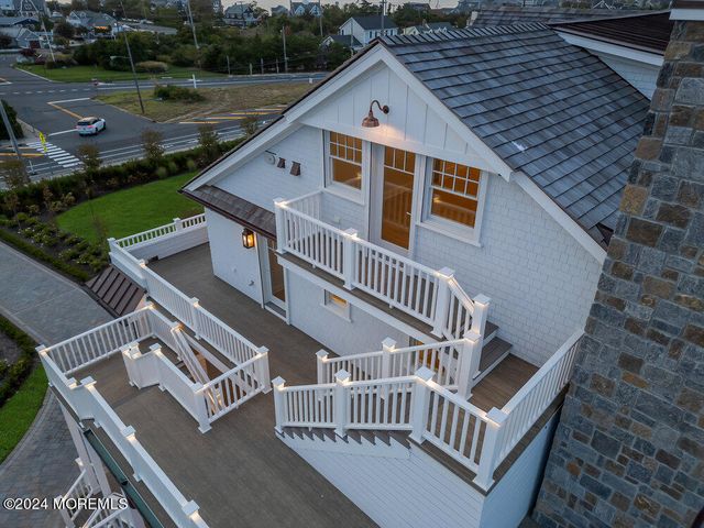 1581 Ocean Avenue, Mantoloking, NJ 08738