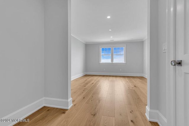 1581 Ocean Avenue, Mantoloking, NJ 08738