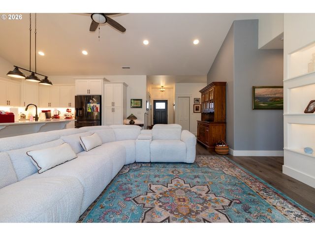 4260 CADDINGTON Ln, Florence, OR 97439