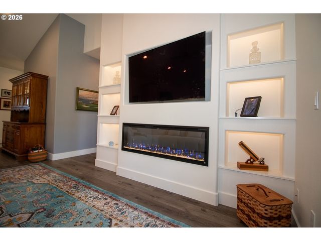 4260 CADDINGTON Ln, Florence, OR 97439