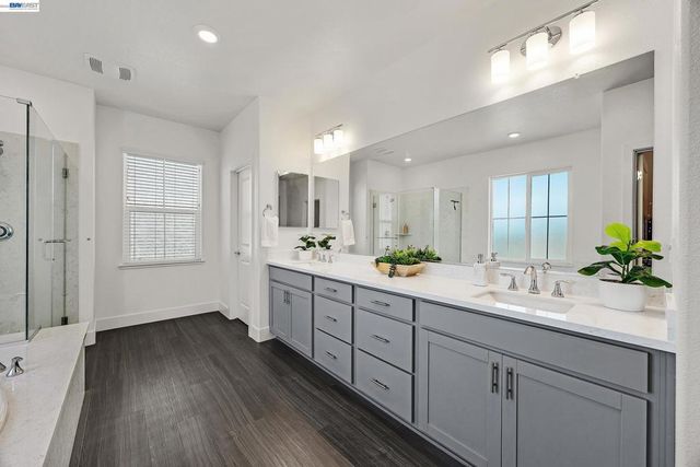52 Redberry Loop, Brentwood, CA 94513