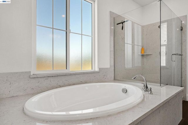 52 Redberry Loop, Brentwood, CA 94513