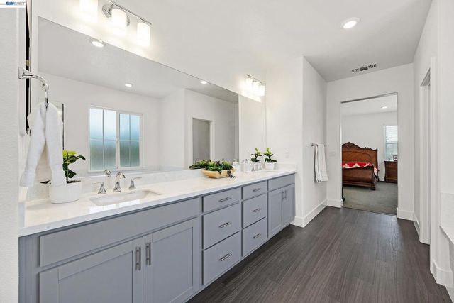 52 Redberry Loop, Brentwood, CA 94513