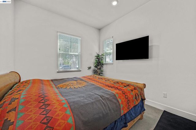 52 Redberry Loop, Brentwood, CA 94513