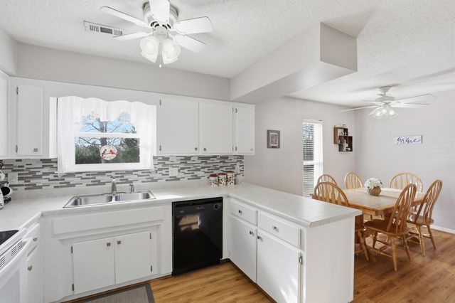 6353 Greenfield Drive, Spartanburg, SC 29303