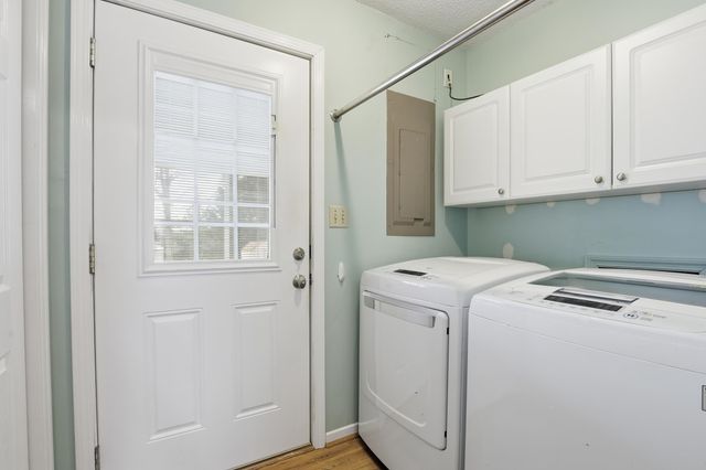 6353 Greenfield Drive, Spartanburg, SC 29303