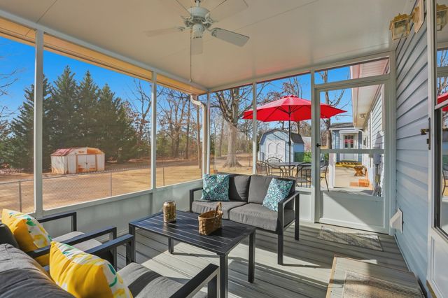 6353 Greenfield Drive, Spartanburg, SC 29303