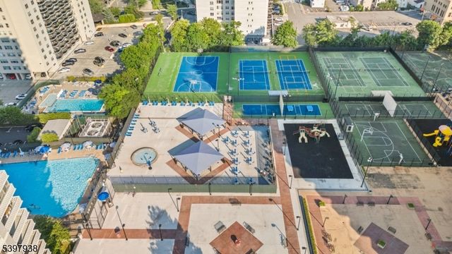 2000 Linwood Ave 9W, Fort Lee Boro, NJ 07024