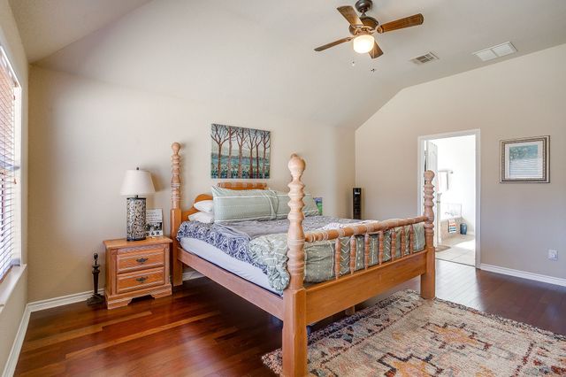 8605 Vista Royale Drive, Fort Worth, TX 76108