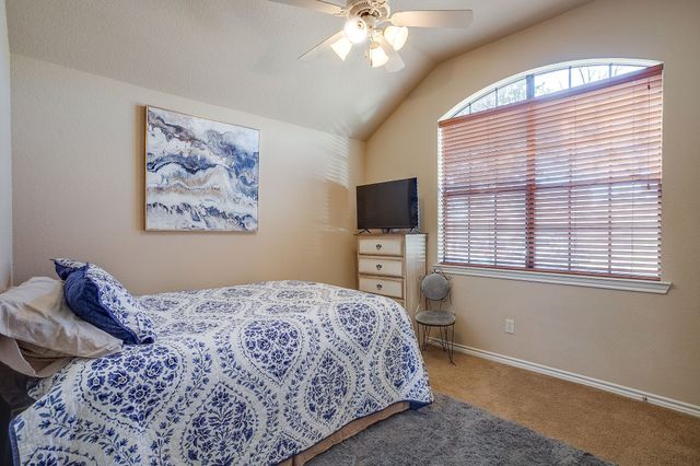 8605 Vista Royale Drive, Fort Worth, TX 76108