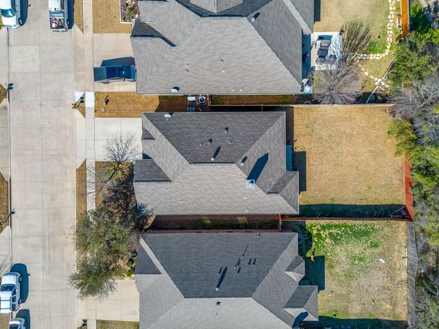 8605 Vista Royale Drive, Fort Worth, TX 76108