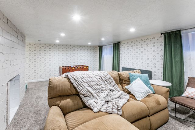 610 E PAGES LN, Centerville, UT 84014