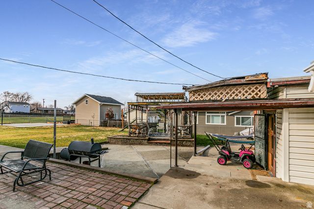 610 E PAGES LN, Centerville, UT 84014