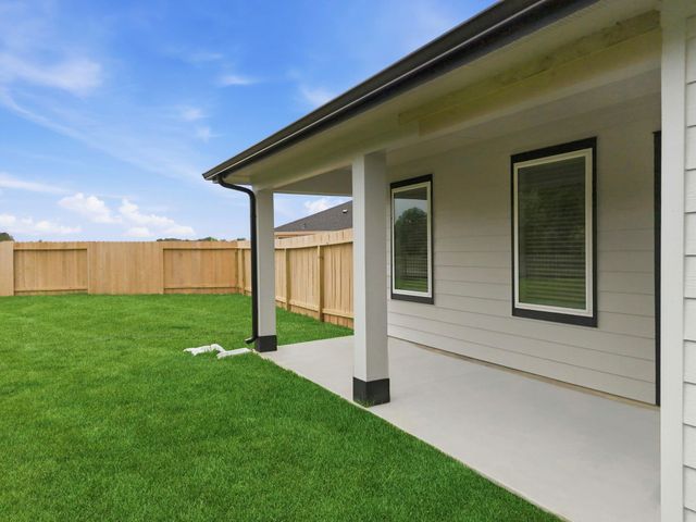 1518 Splashing Wave Drive, Iowa Colony, TX 77583