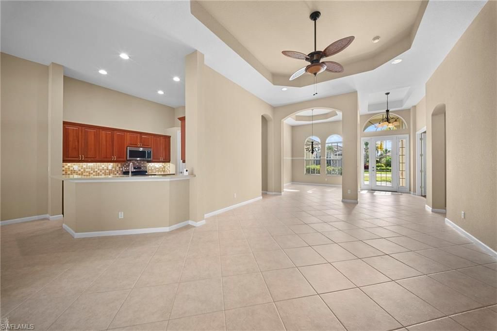 7914 Founders CIR, NAPLES, FL 34104 — photo 3