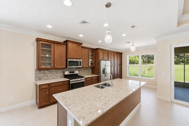 11917 SW Seahorse Springs Terrace, Port St. Lucie, FL 34987