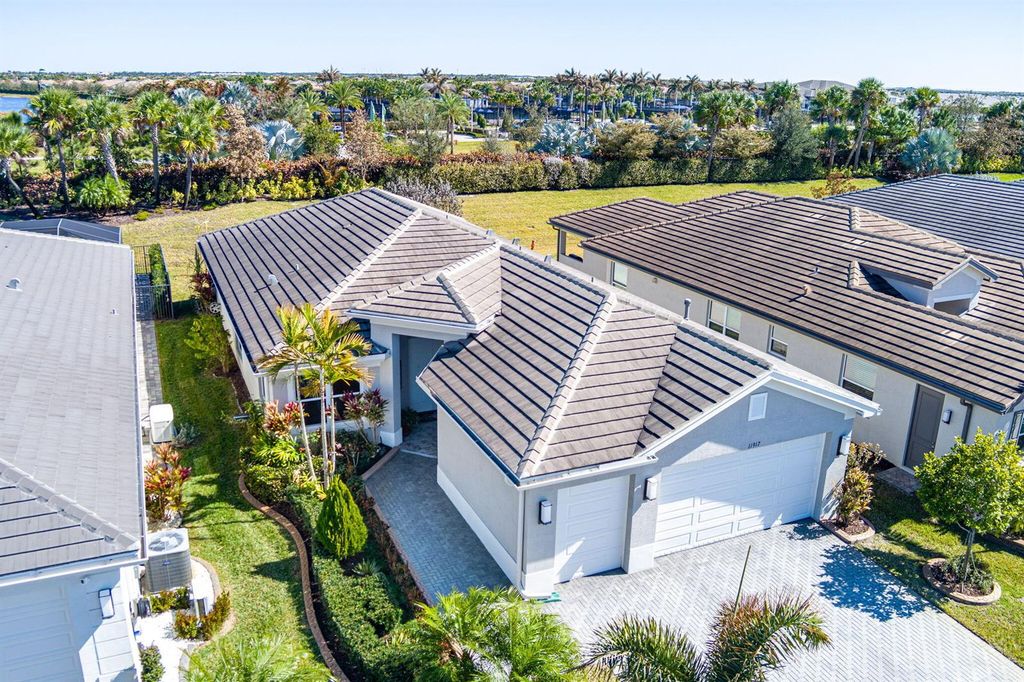 11917 SW Seahorse Springs Terrace, Port St. Lucie, FL 34987