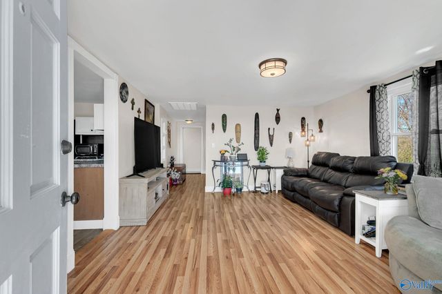 2671 County Road 358, Trinity, AL 35673