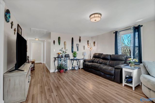 2671 County Road 358, Trinity, AL 35673