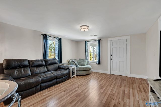 2671 County Road 358, Trinity, AL 35673