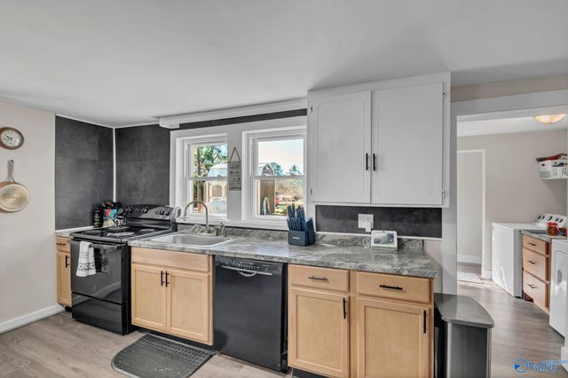 2671 County Road 358, Trinity, AL 35673