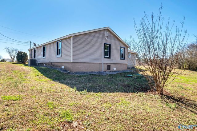 2671 County Road 358, Trinity, AL 35673