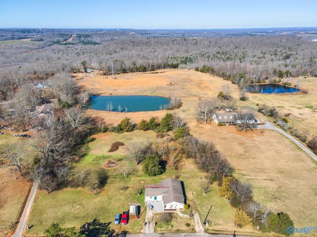 2671 County Road 358, Trinity, AL 35673