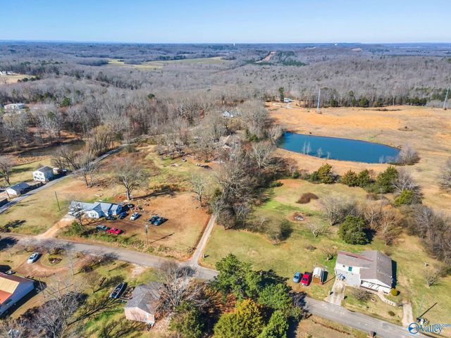 2671 County Road 358, Trinity, AL 35673